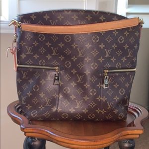 🆕 Louis Vuitton Melie Handbag